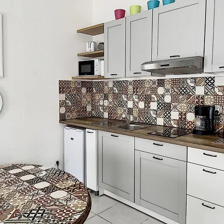 Apartament Le Saint Felix -climatise- Rdc Sète